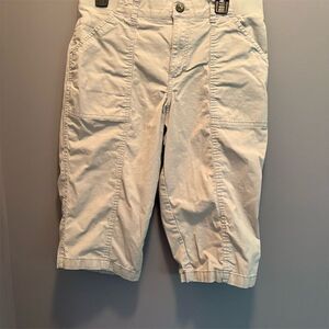 Lee Women's Relaxed Fit Mid Rise Gray Capris Size 12 Casual Summer